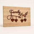 Placa de Família Personalizada – Decoração de Parede em Madeira com Nomes e Corações Personalizados