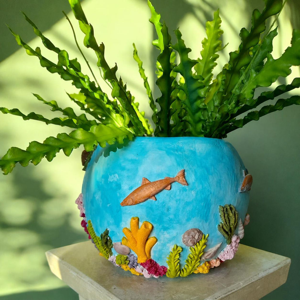 Ocean Reef Vase – Handmade Air Dry Clay Sculpture with Sculpted Sea Life