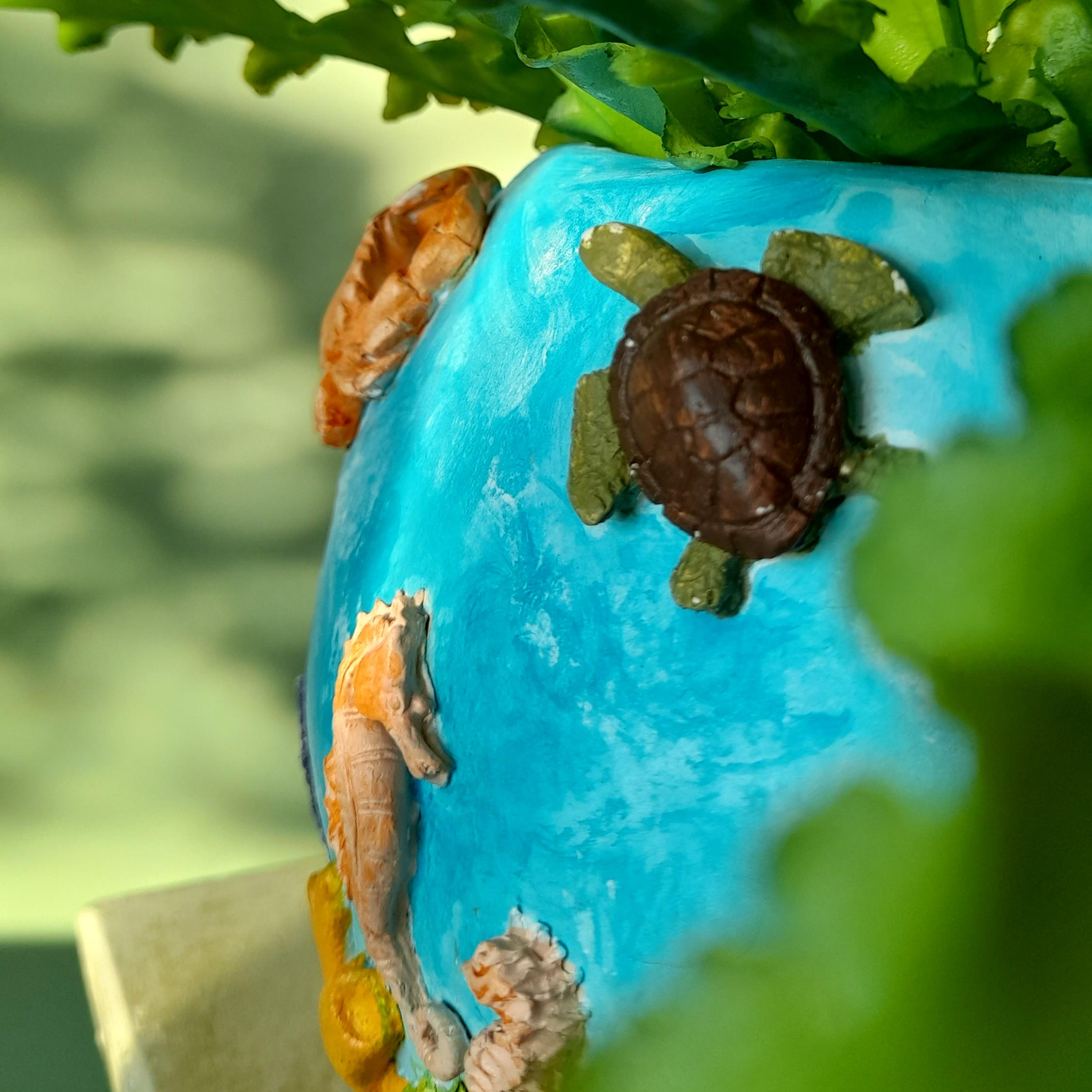 Ocean Reef Vase – Handmade Air Dry Clay Sculpture with Sculpted Sea Life