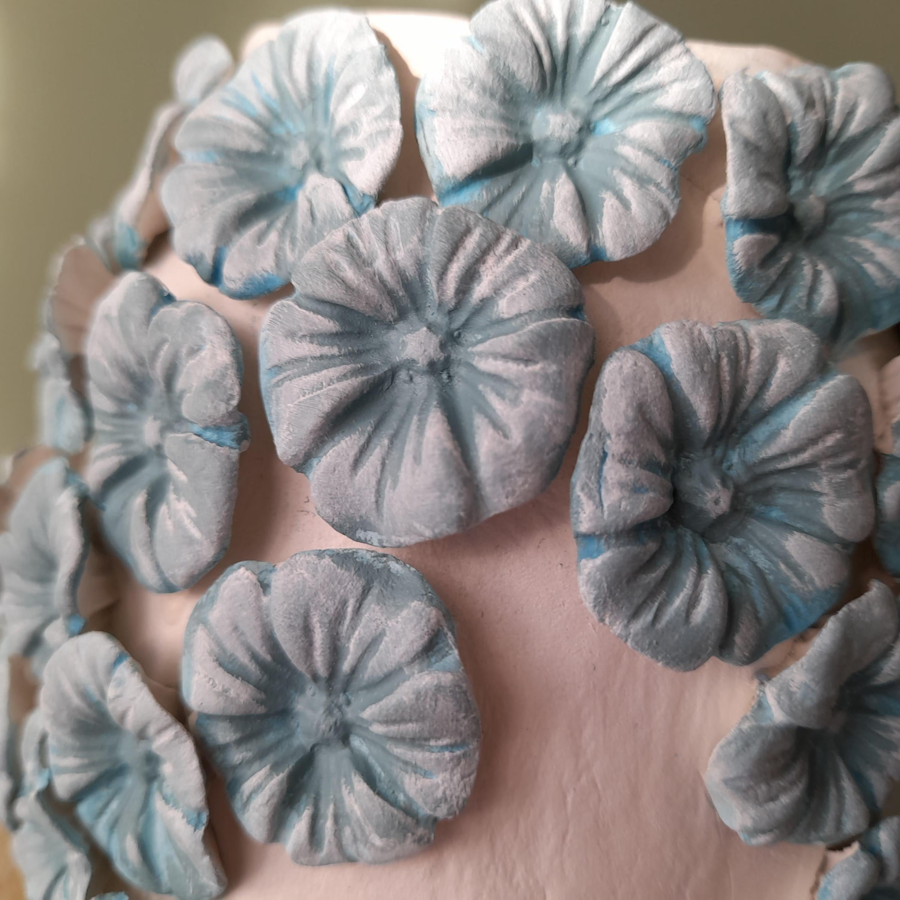 Hydrangea Vase – Handmade Air Dry Clay Sculpture with Sculpted Floral Detail