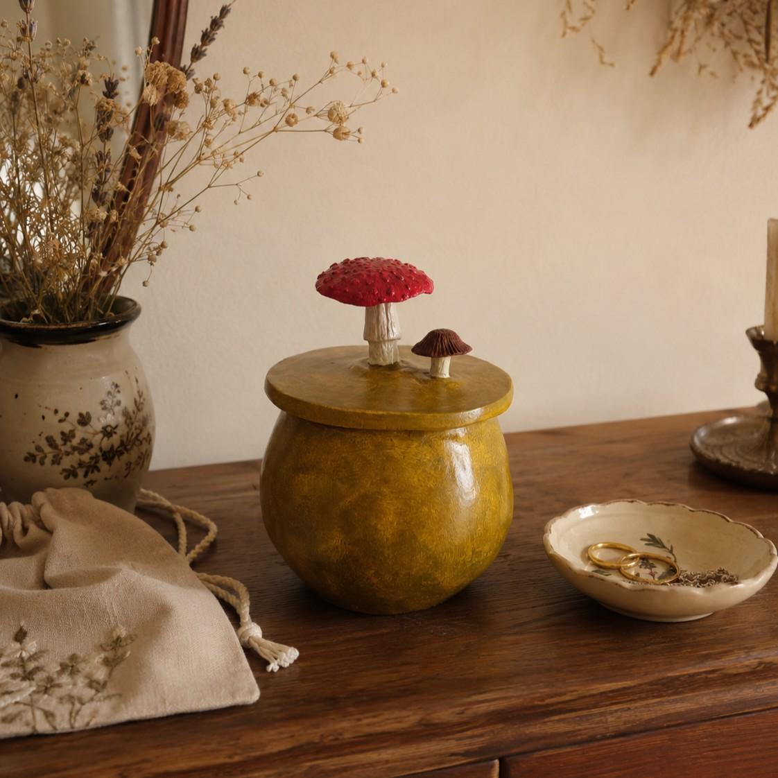 Enchanted Forest Mushroom Trinket Box – Handmade Air Dry Clay & Glass Storage Jar