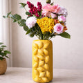 Vase Citron – Sculpture en Argile Séchée à l'Air Faite Main avec Détail d'Agrumes Sculptés